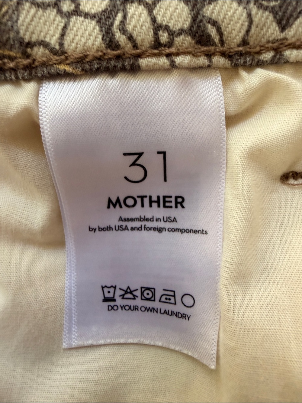 MOTHER the hustler ankle jeans cats and dogs —bountiful floral jeans - Picture 12 of 14